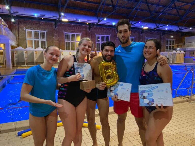 Swimmers happy that they got the diploma B and C in swimming with Coach Vlad